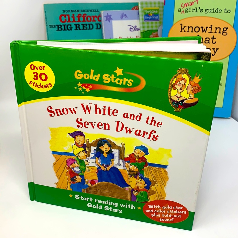 Snow White and the Seven Dwarfs With stickers